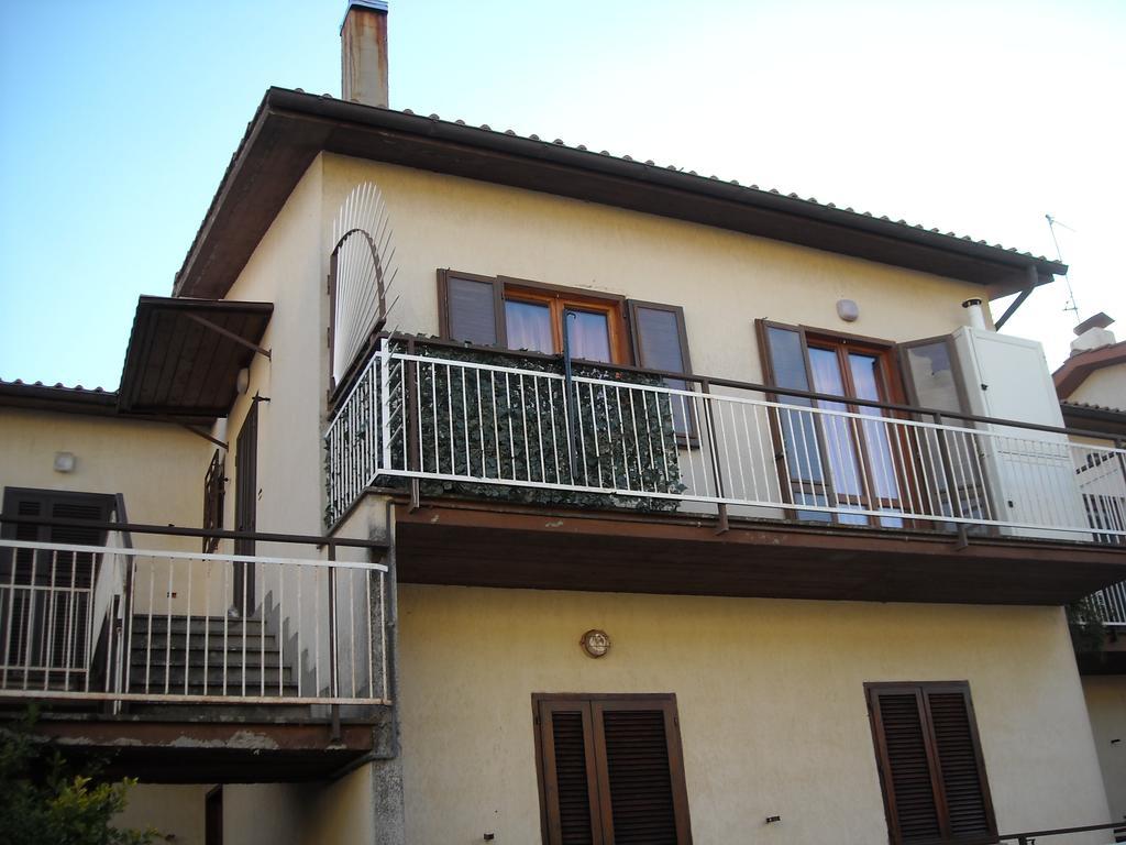 Apartment Santa Maria Bolsena Luaran gambar